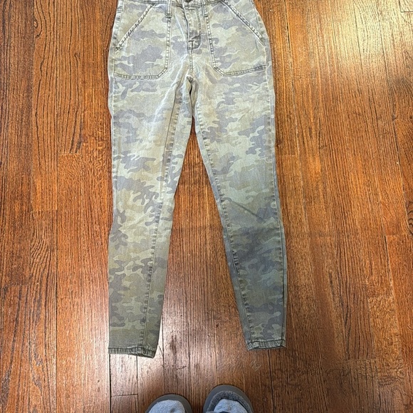 Mossimo Camo High-Waisted Jegging - Picture 2 of 5
